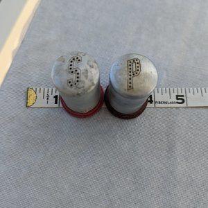 Vintage | Retro Salt & Pepper Shakers